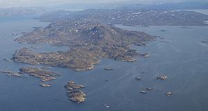 Sarfannguit Island httpsuploadwikimediaorgwikipediacommonsthu