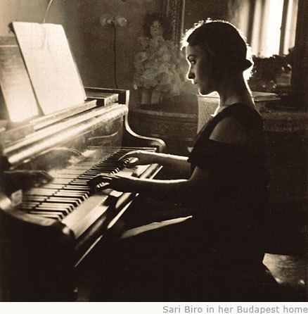 Sari Biro Sari Biro Piano Short Biography