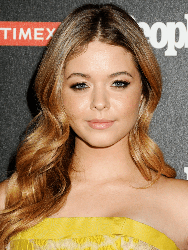 Sasha Pieterse statictvgcdnnetmediabinshowcardscelebssuth