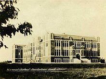 Saskatoon Teachers' College httpsuploadwikimediaorgwikipediacommonsthu