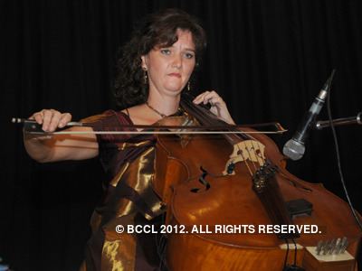 Saskia Rao-de Haas Saskia Raode Haas during a cello performance in Delhi