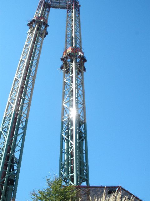 Sasquatch (ride) Fright Fest Finding Radiance