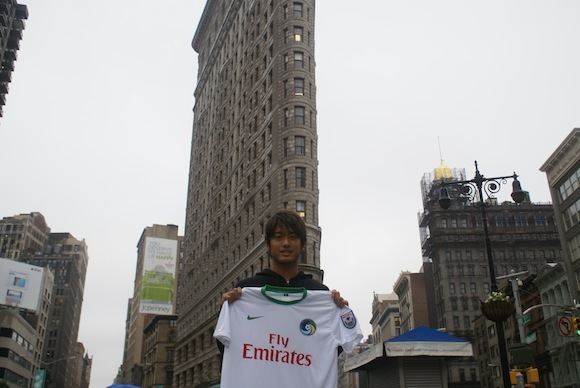 Satoru Kashiwase New York Cosmos sign Satoru Kashiwase Paulo Mendes Empire of Soccer