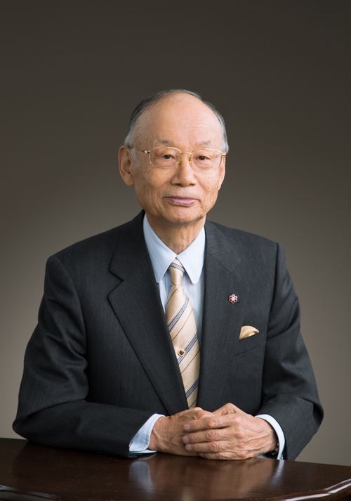 Satoshi Ōmura Professor Satoshi Omura Biography