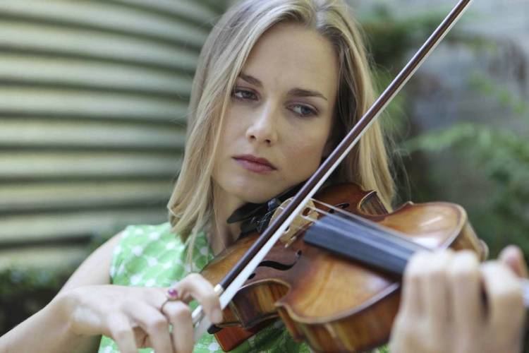 Satu Vänskä Violinist Satu Vanska musically inspired by winter Illawarra Mercury