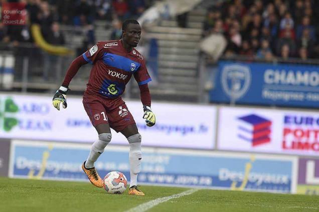 Saturnin Allagbé France Ligue 2 Saturnin Allagb rcompens Benin Football
