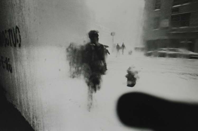 Saul Leiter WELCOME TO THE WORLD OF SAUL LEITER PleaseKillMe