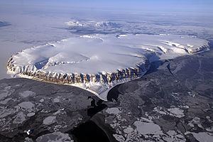 Saunders Island, Greenland httpsuploadwikimediaorgwikipediacommonsthu