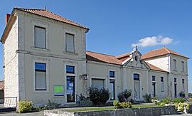 Savignac-sur-Leyze httpsuploadwikimediaorgwikipediacommonsthu