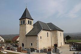 Savigny, Haute-Savoie httpsuploadwikimediaorgwikipediacommonsthu