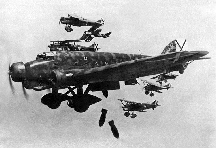 Savoia-Marchetti SM.81 SavoiaMarchetti SM81 Pipistrello Bat Medium Bomber Transport