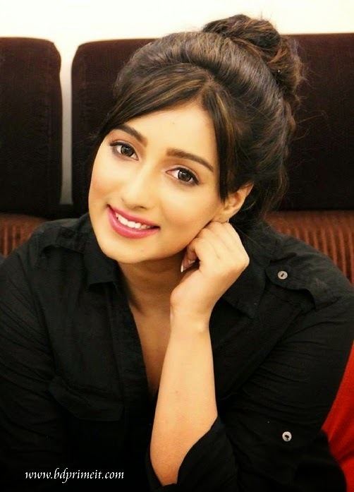 Sayantika Banerjee Sayantika Banerjee new HD photos movie list and biography