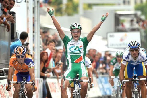 Sebastien Hinault La Vuelta 2008 Stage 10 Sebastien Hinault Wins Stage