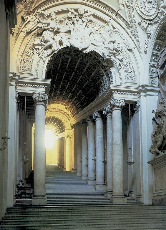Scala Regia (Vatican) ITALIAN BAROQUE ARCHITECTURE Bernini Scala Regia Vatican 16636