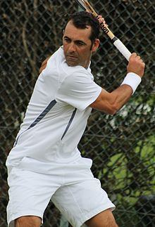 Oscar Hernandez (tennis) httpsuploadwikimediaorgwikipediacommonsthu