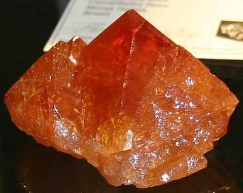 Scheelite Scheelite Mineral Information photos and Facts tungsten Ore