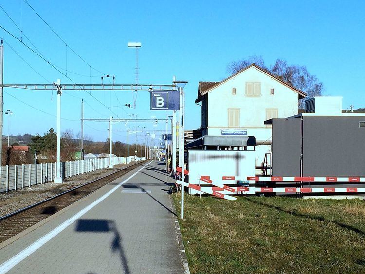 Schöfflisdorf-Oberweningen railway station
