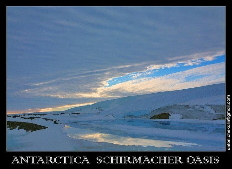 Schirmacher Oasis Antarctica Schirmacher oasis Novolazarevsakaya Mapionet