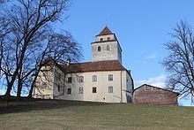 Schloss Ehrenhausen uploadwikimediaorgwikipediacommonsthumb440