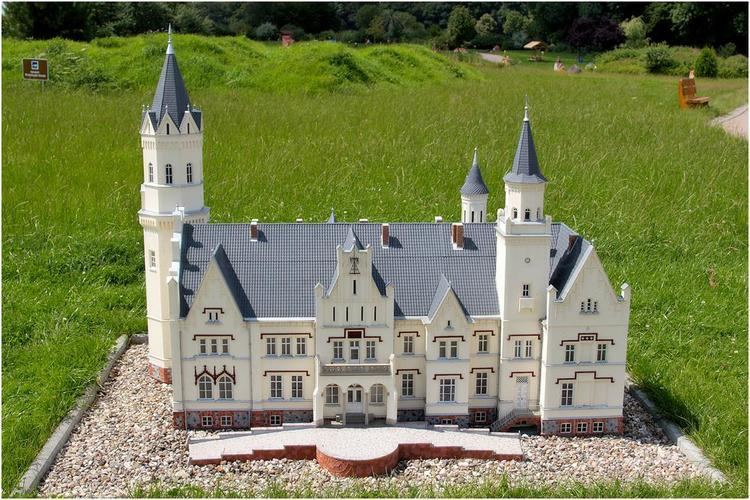 Schloss Kartlow Schlsser Miniaturpark Sehland in Gldenitz bei Rostock Tipps