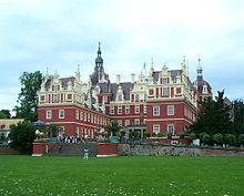 Schloss Muskau httpsuploadwikimediaorgwikipediacommonsthu