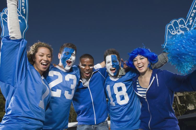 School spirit 5 Ways to Show School Spirit At Football Games Sports Roses Your