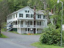 Schoonover Mountain House httpsuploadwikimediaorgwikipediacommonsthu