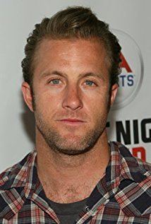 Scott Caan iamediaimdbcomimagesMMV5BMTUxNjgwNTY2OV5BMl5