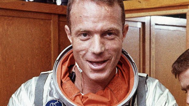 Scott Carpenter Scott Carpenter Mercury astronaut dies at 88 CBS News