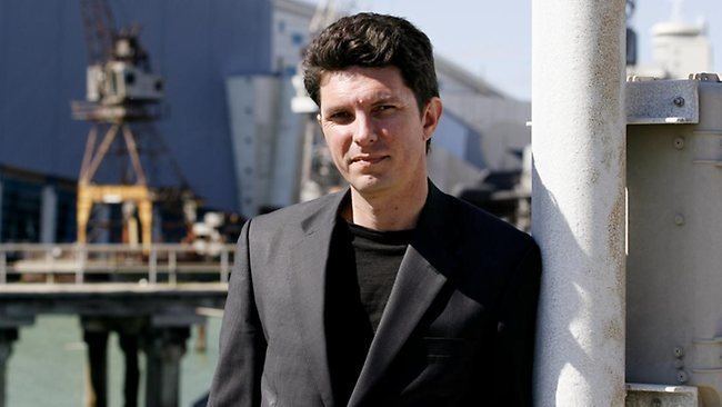 Scott Ludlam Shooters fishers could force Greens39 Scott Ludlam out of