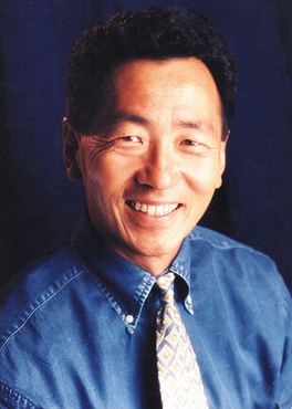 Scott Oki Microsoft PioneerPhilanthropist Scott Oki Famous Asian American