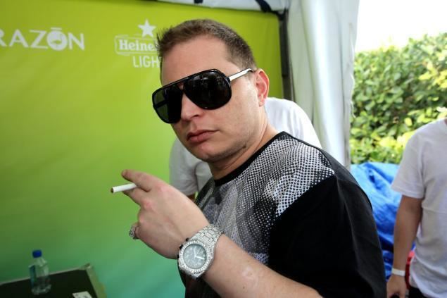 Scott Storch Scott Storch files for bankruptcy he has only 100 in