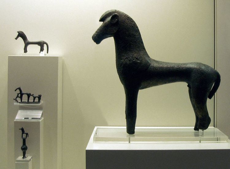 Sculpture of a horse (Olympia B 1741)
