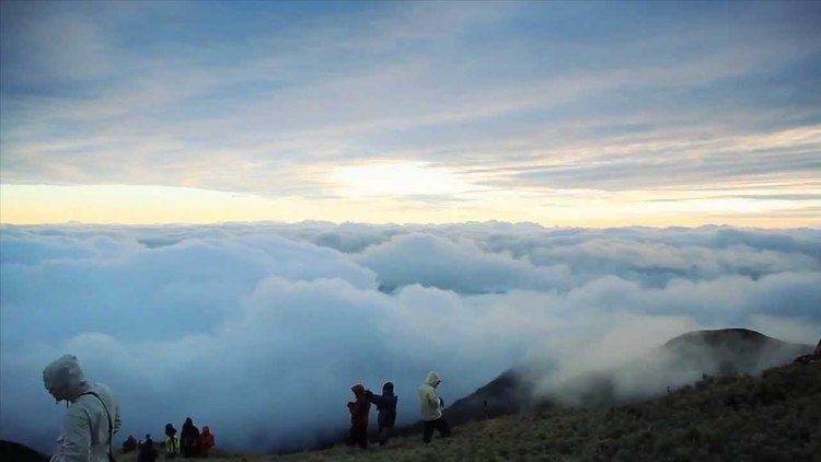 Sea of clouds TrampingPH TimeLapse Sea of Clouds Formation on Mt Pulag YouTube