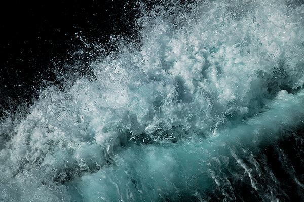 Sea spray Climate Change Influenced by Ocean Microbes and Sea Spray New Study