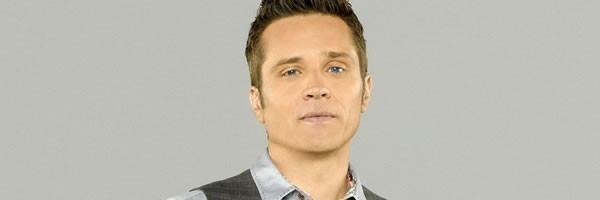 Seamus Dever Seamus Dever Talks Castle Becoming a More Confident Actor and More