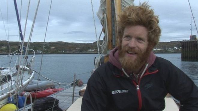 Sean Conway (swimmer) Land39s End to John O39Groats swimmer Sean Conway nears