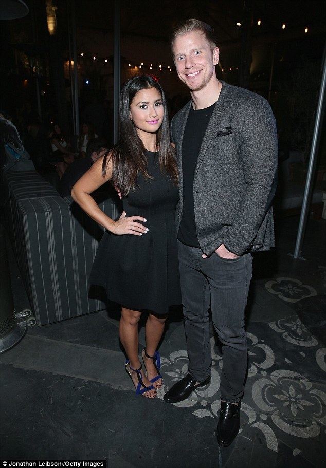Sean Lowe (baseball) Bachelor couple Catherine and Sean Lowe reveal baby plans on