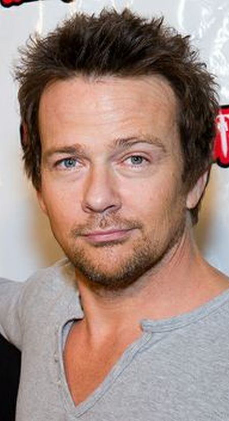 Sean Patrick Flanery SeanPatrickFlaneryCheekTransplantsjpg