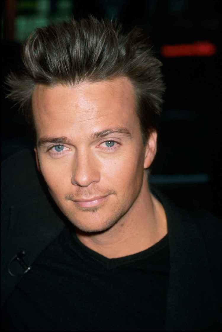 Sean Patrick Flanery Sean Patrick Flanery profile Famous people photo catalog