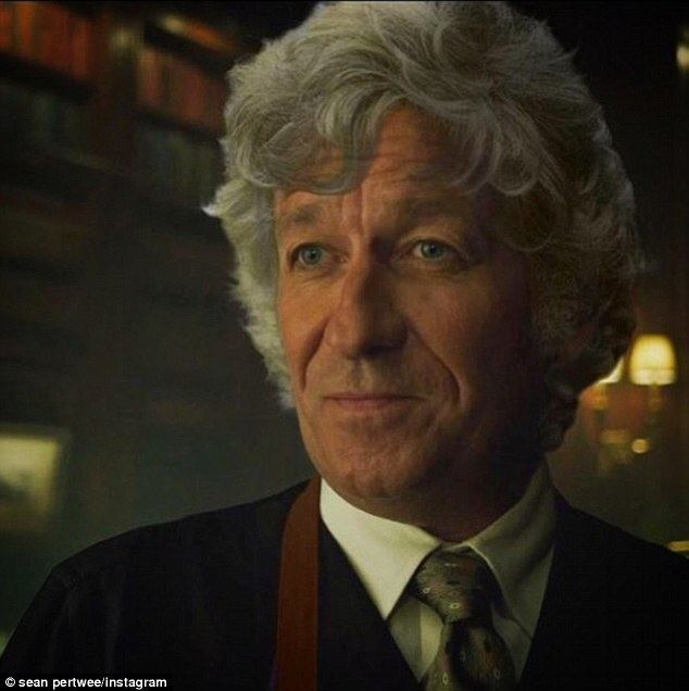 Sean Pertwee Sean Pertwee looks just like his Doctor Who star father