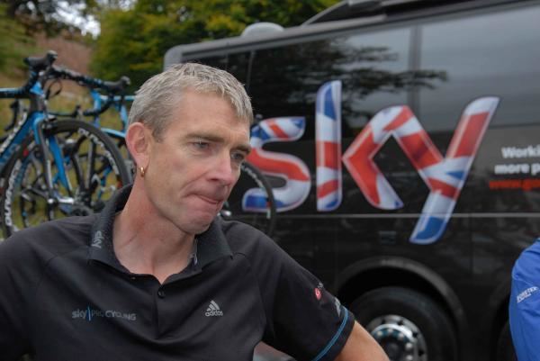 Sean Yates Yates defends Armstrong but is critical of Team Sky Cyclingnewscom