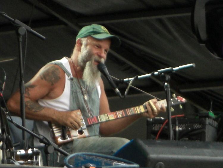 Seasick Steve Seasick Steve Wikipedia the free encyclopedia