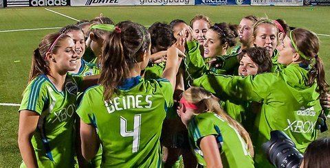 Seattle Sounders Women WLeague Sounders Women Carry the Flag The New York Times