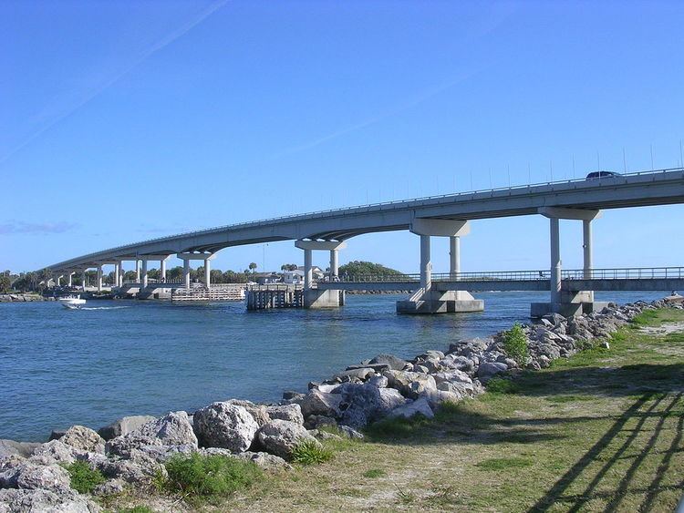 Sebastian Inlet Bridge httpsuploadwikimediaorgwikipediacommonsthu