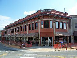 Sebring Downtown Historic District httpsuploadwikimediaorgwikipediacommonsthu