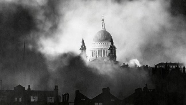 Second Great Fire of London December 29 1940 St Paul39s stands defiant as second Great Fire of