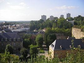 Sedan, Ardennes httpsuploadwikimediaorgwikipediacommonsthu