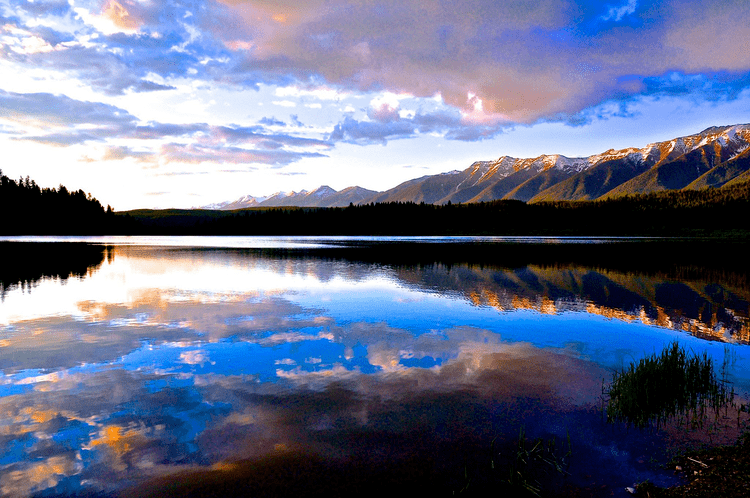 Seeley Lake, Montana httpsstatic1squarespacecomstatic544d0ecce4b