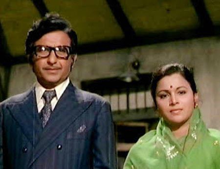 Seema Deo When Rajesh Khanna apologised to Anand director Rediffcom Movies